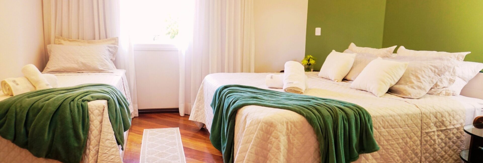 Suite Verde Master – Andar superior – R$150~300